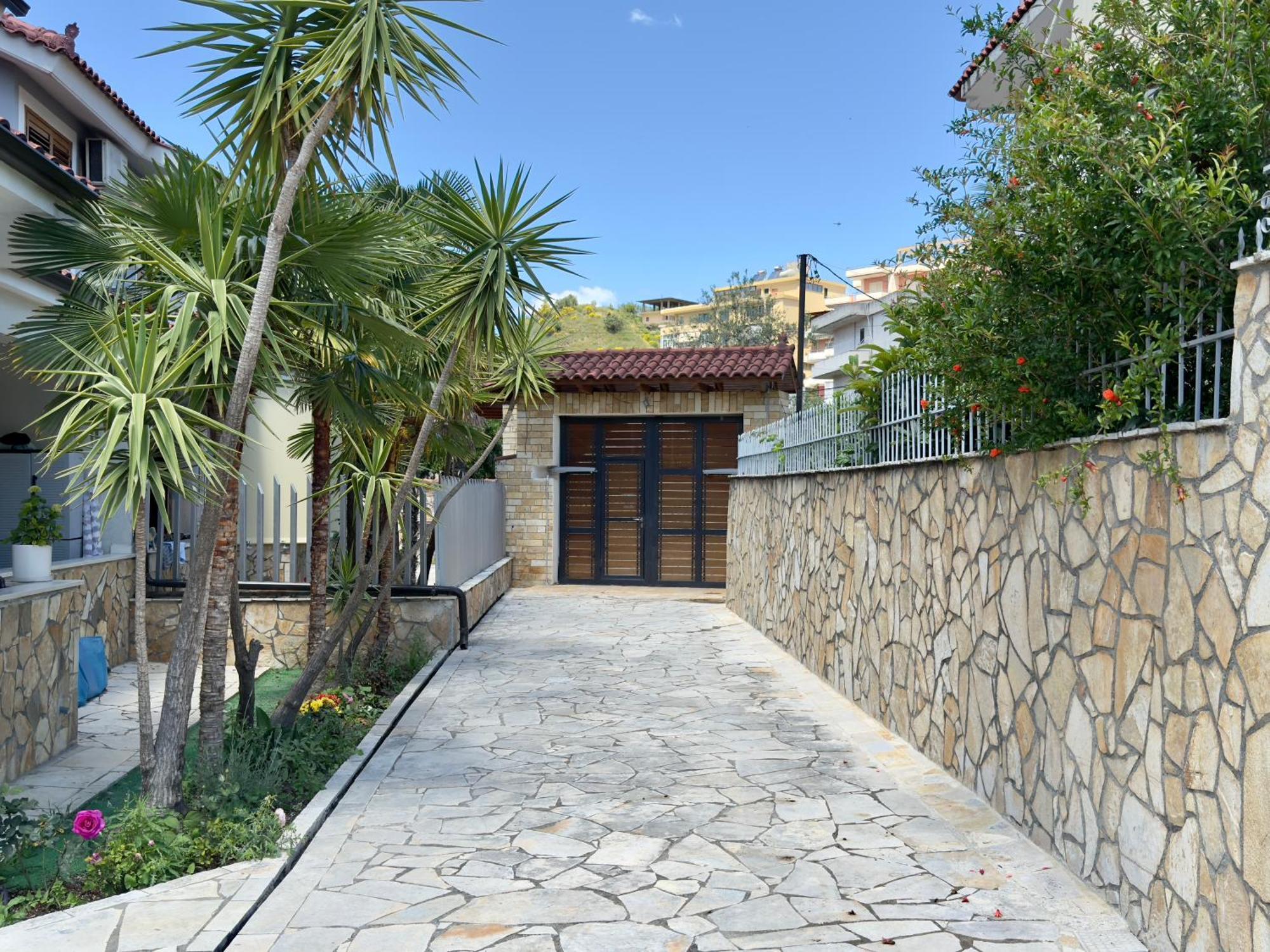 Villa Ida Apartments Vlore Exterior photo